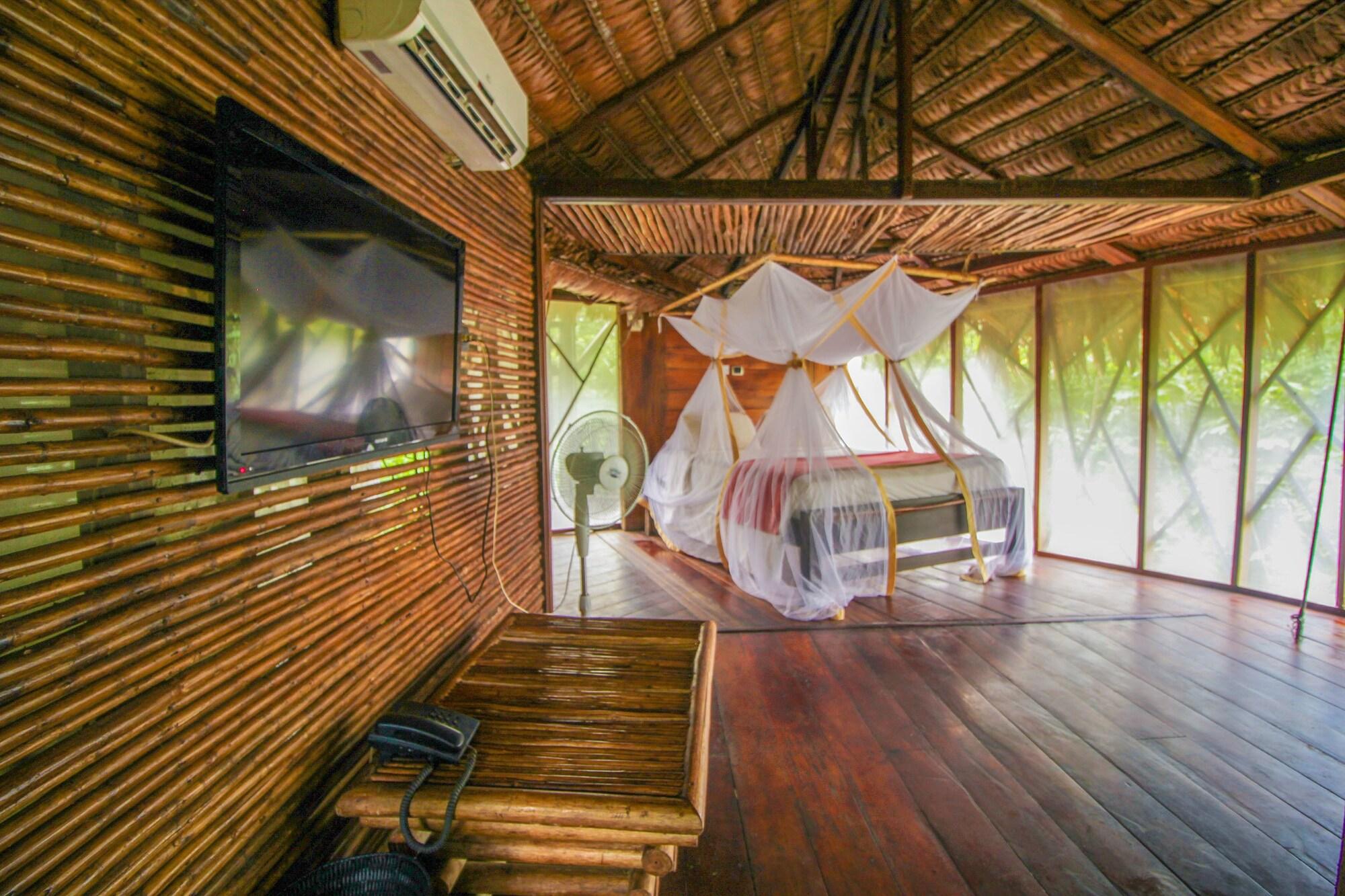 Отель On Vacation Amazon Летисия Экстерьер фото